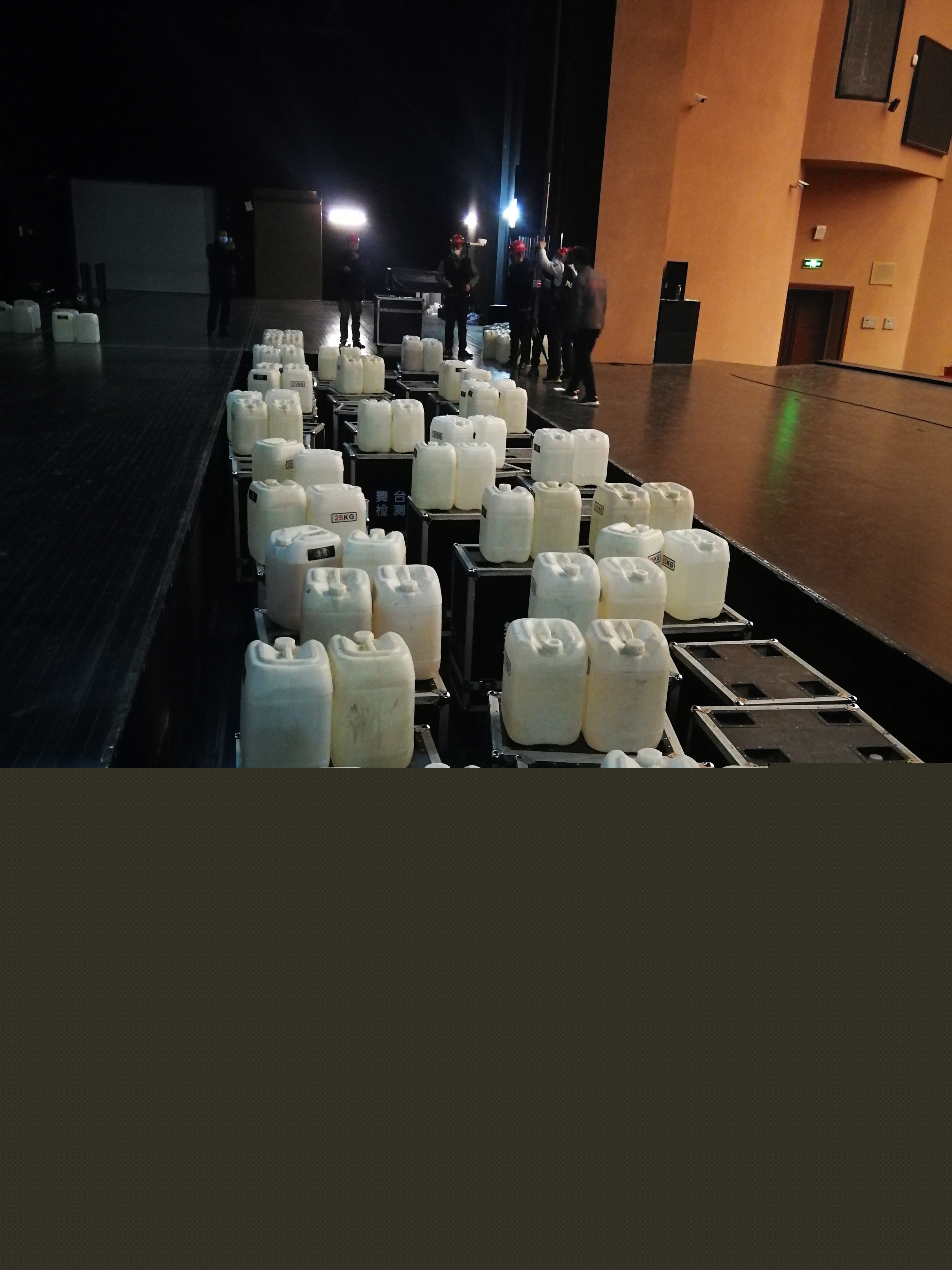 樂(lè)池升降臺(tái)7